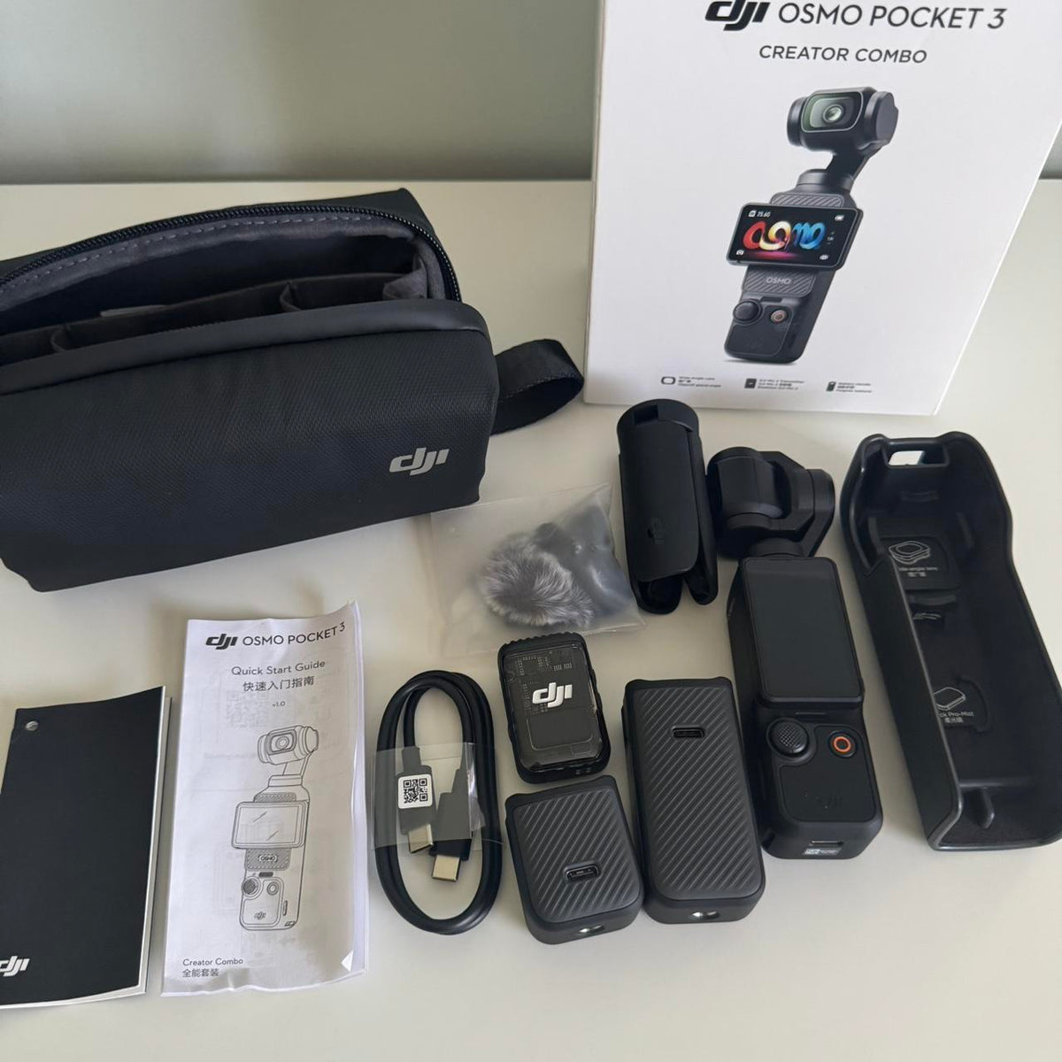 DJI Osmo pocket 3 creator combo bundle